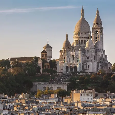 Abbesses Montmartre Apartment-2